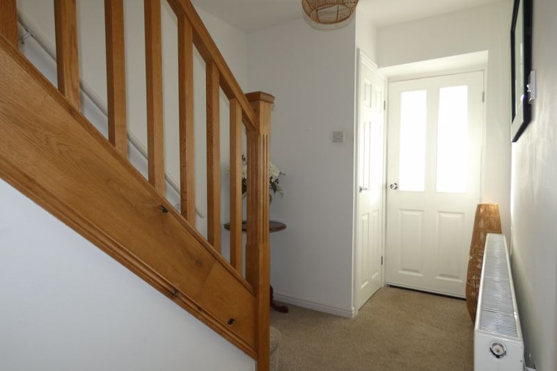 Entrance Hallway- click for photo gallery